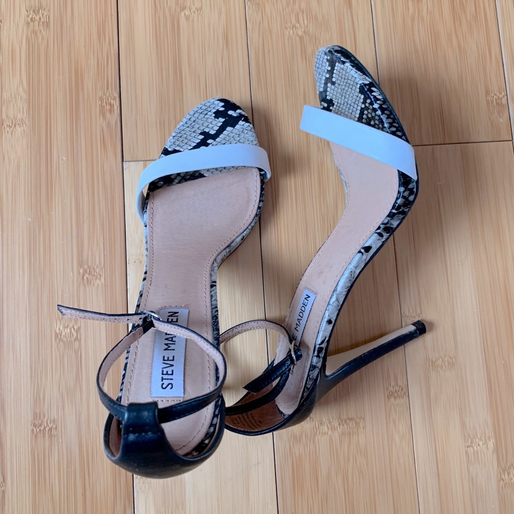 Steve Madden Snake Skin High Heels size 8.5